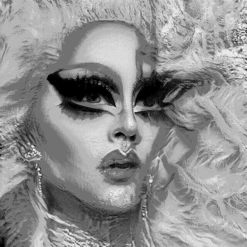 image générée par IA de l'artiste Jake Elwes et qui montre un portrait d'une personne queer générée par IA, le portrait est irrégulier et ne se stabilise pas sur un visage précis